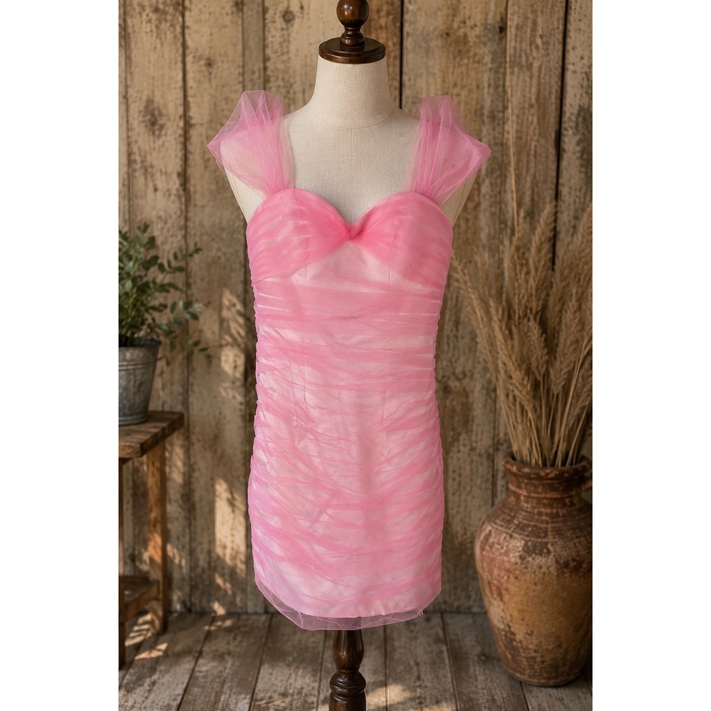 Pink Tulle Mini Dress Sweetheart Lace Up Back Prom Homecoming Size 2. NWT